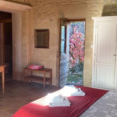 Mas De La Rivoire B&B Villevieille Buitenkant foto