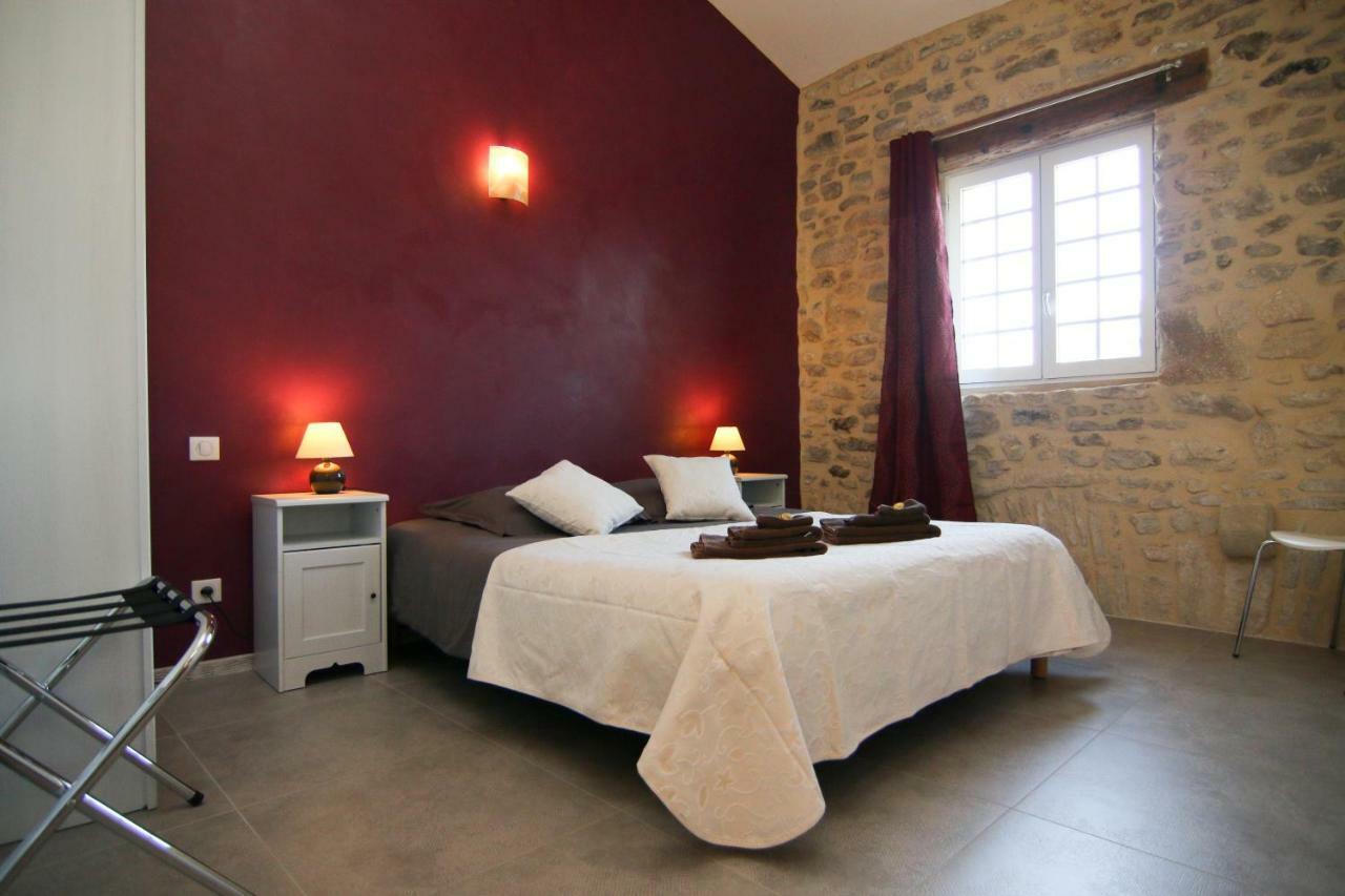 Mas De La Rivoire B&B Villevieille Buitenkant foto