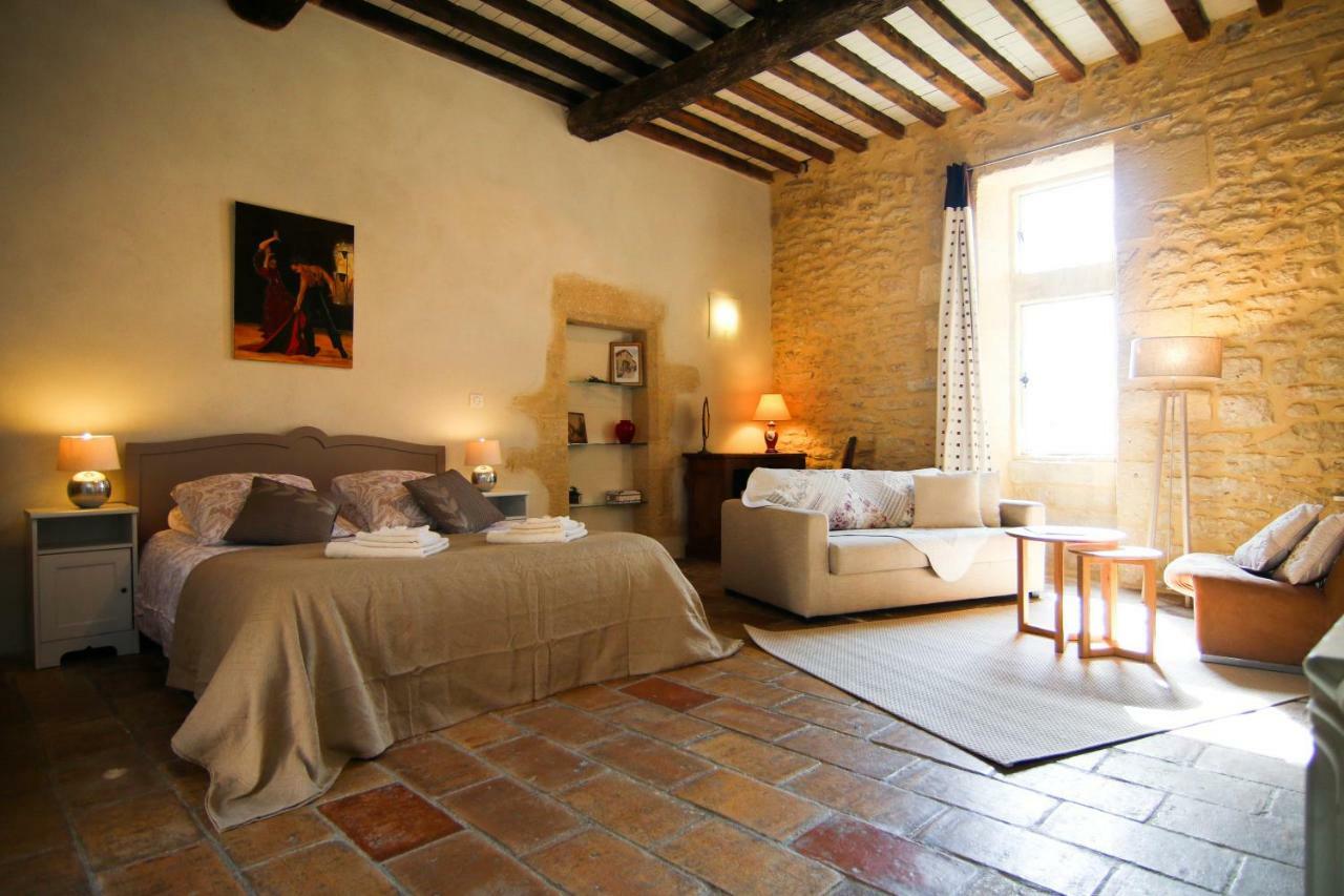 Mas De La Rivoire B&B Villevieille Buitenkant foto