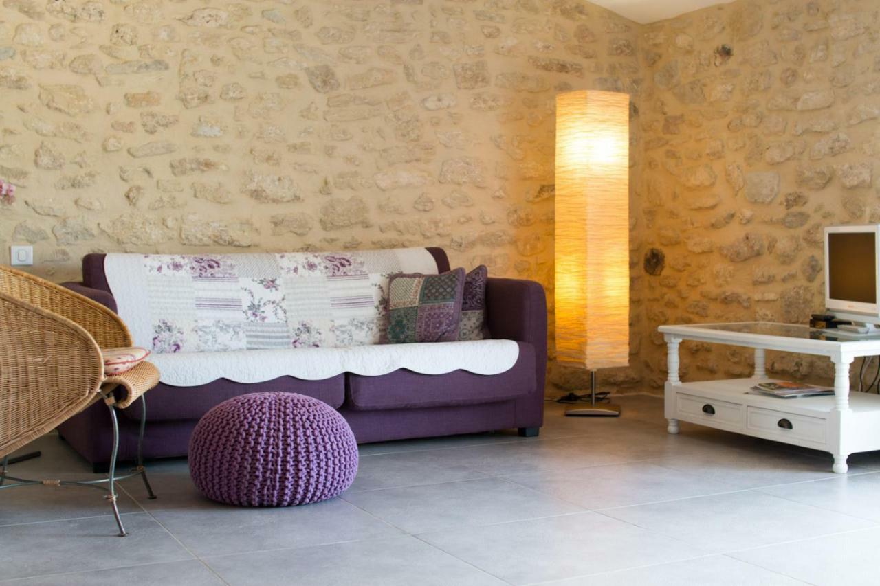 Mas De La Rivoire B&B Villevieille Buitenkant foto